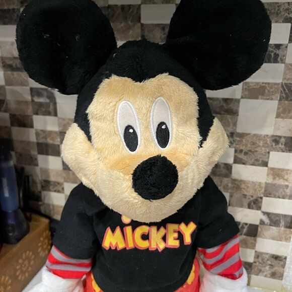 Mickey Mouse  - Picture 4 of 4